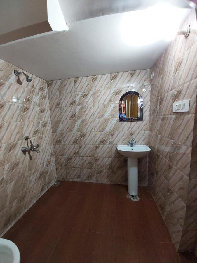 Goroomgo You And Me Nainital Exterior photo